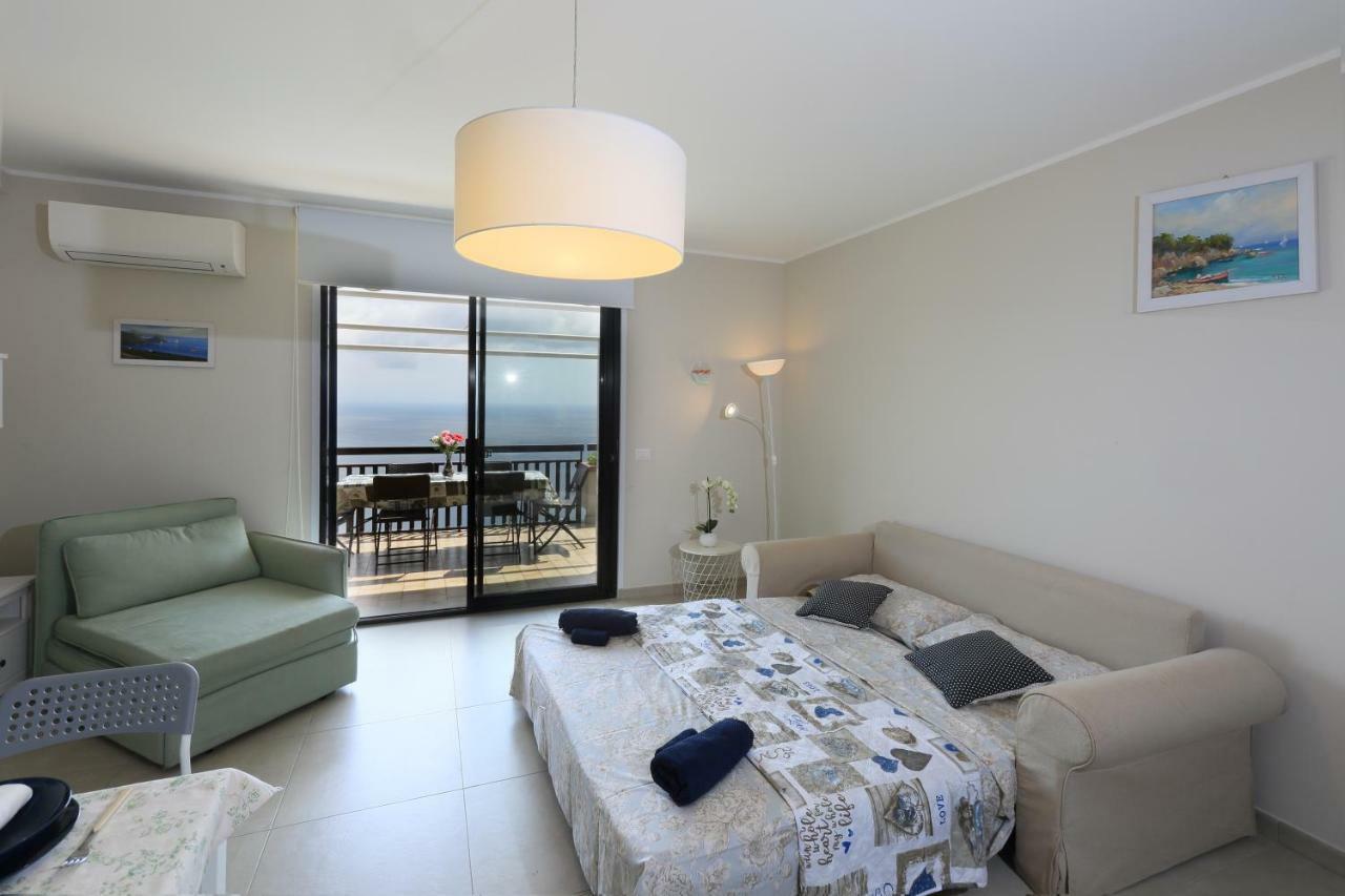 Olimpia'S House Apartment Taormina Bagian luar foto