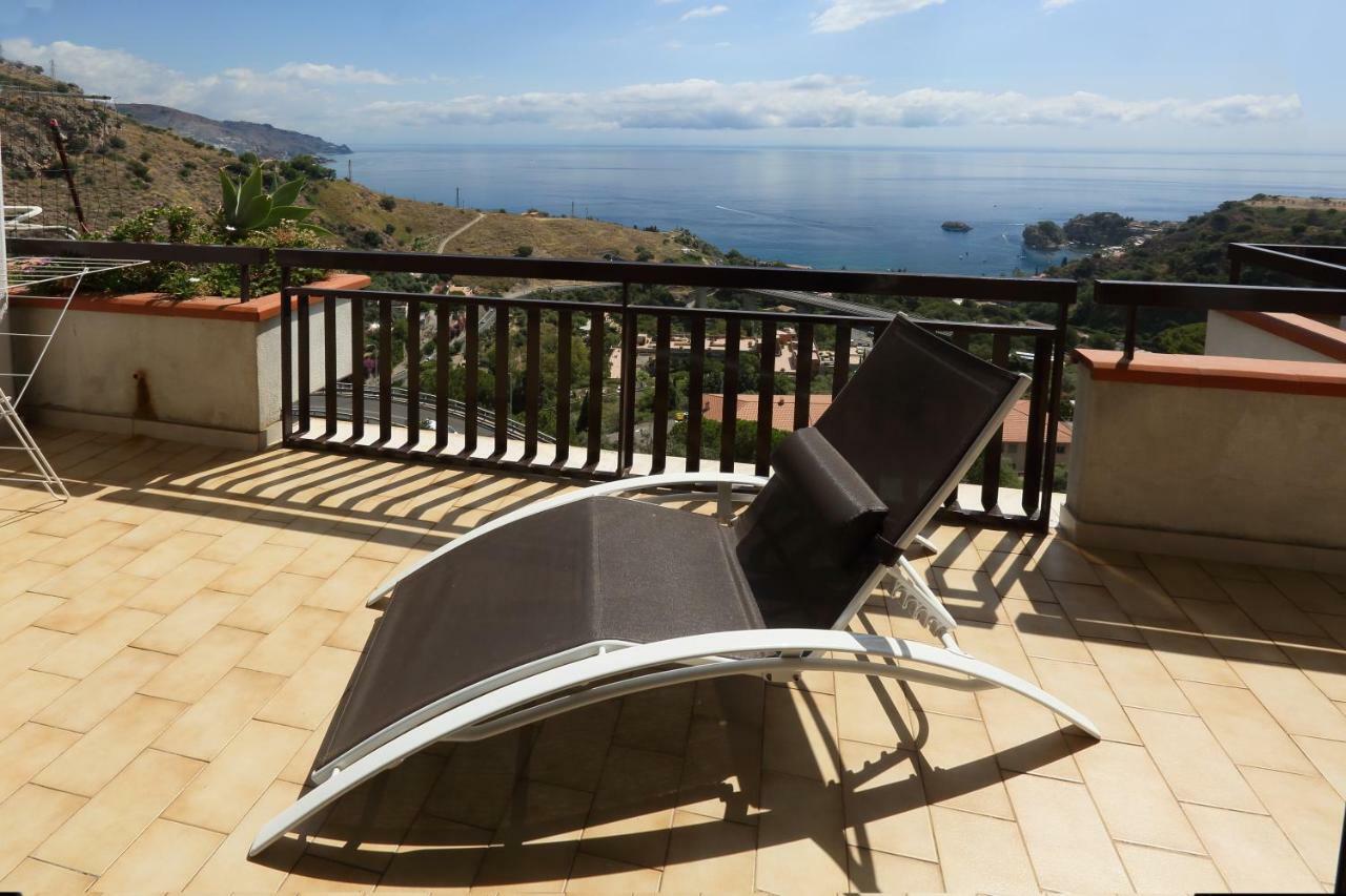Olimpia'S House Apartment Taormina Bagian luar foto